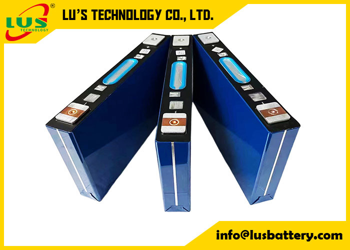 3.2V 150Ah LiFePO4 프리즘 셀 및 사용자 지정 리?? 이온 배터리 팩 OEM 3.2V150Ah LiFePO4 고전력 리?? 배터리
